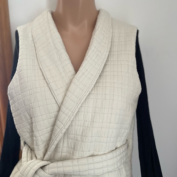 NWT Serene Travels vest tie expedition perfect for spring and travel - Picture 5 of 16